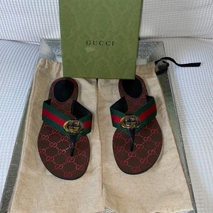 ******SOLD******* Gucci sandals